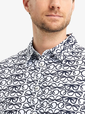 Front view from nose to chest wearing BLACK WHITE GLASSES Stylish Printing Summer Shirt.