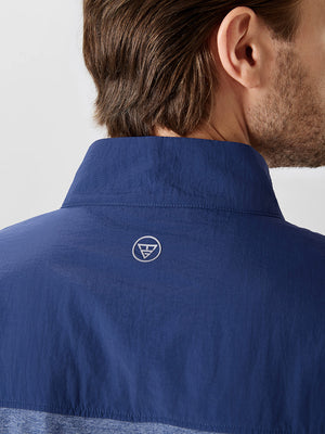 Lightweight Outerwear Jacket With Zipper Pockets